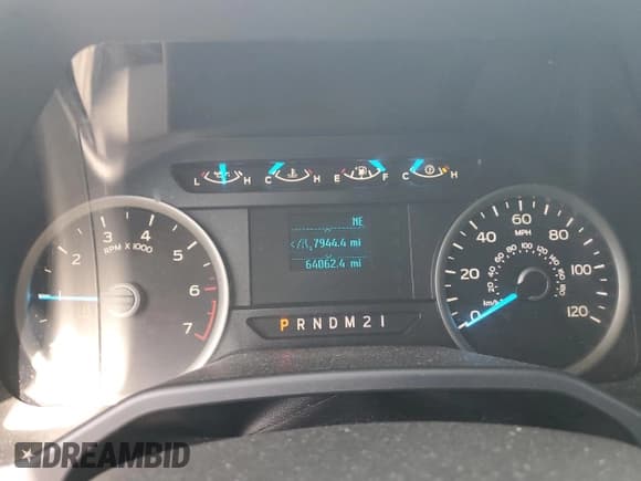 ✅ 2015 Ford F-150 XLT • VIN: 1FTEW1CF7FFB62787 • Lot: 90590075. Listed on Copart with 64,062 mi. Free auction sales archive from the USA and detailed vehicle history report at DreamBid. Image 9.