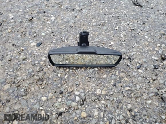 ✅ 2017 Dodge Challenger R/T Shaker • VIN: 2C3CDZBT0HH550565 • Lot: 51508495. Listed on Copart with 85,083 mi. Free auction sales archive from the USA and detailed vehicle history report at DreamBid. Image 12.