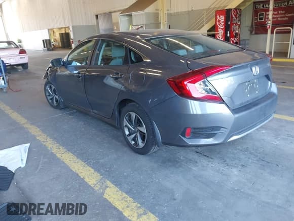 ✅ 2019 Honda Civic LX • VIN: 19XFC2F62KE208416 • Lot: 43315895. Listed on IAAI with 67,345 mi. Free auction sales archive from the USA and detailed vehicle history report at DreamBid. Image 3.