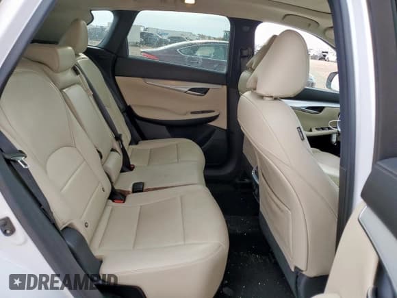 ✅ 2021 Infiniti QX50 Luxe • VIN: 3PCAJ5BA0MF123938 • Lot: 71626645. Wystawiony na Copart z przebiegiem 74 056 mil. Bezpłatny archiwum sprzedaży aukcyjnych z USA i szczegółowy raport historii pojazdu na DreamBid. Zdjęcie 11.