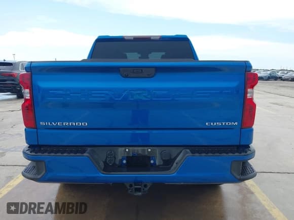 ✅ 2023 Chevrolet Silverado 1500 Custom • VIN: 1GCPABEK4PZ110427 • Lot: 42484579. Wystawiony na IAAI z przebiegiem 35 632 mil. Bezpłatny archiwum sprzedaży aukcyjnych z USA i szczegółowy raport historii pojazdu na DreamBid. Zdjęcie 16.