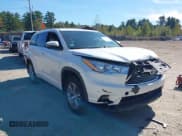 ✅ 2015 Toyota Highlander LE Plus • VIN: 5TDBKRFH0FS200113 • Lot: 43378604. Wystawiony na IAAI z przebiegiem 183 761 mil. Bezpłatny archiwum sprzedaży aukcyjnych z USA i szczegółowy raport historii pojazdu na DreamBid. Zdjęcie 1.