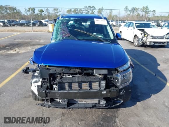 ✅ 2023 Hyundai Venue SEL • VIN: KMHRC8A30PU266073 • Лот: 41223588. Опубликован ранее на IAAI с пробегом 12 801 миль. Бесплатный доступ к архиву аукционных продаж из США и подробный отчёт об истории автомобиля на DreamBid. Изображение 13.