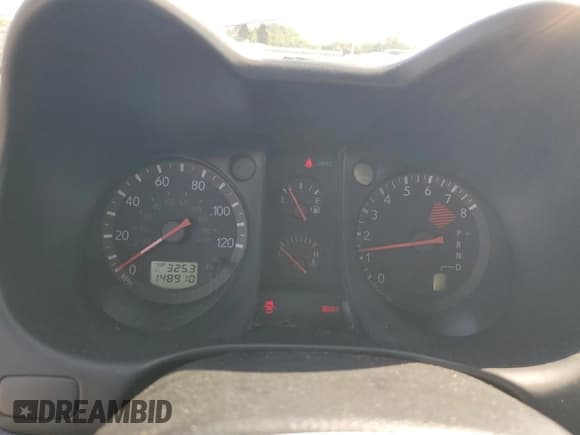 ✅ 2005 Mitsubishi Outlander LS • VIN: JA4LZ31F55U050135 • Lot: 70273564. Wystawiony na Copart z przebiegiem 148 910 mil. Bezpłatny archiwum sprzedaży aukcyjnych z USA i szczegółowy raport historii pojazdu na DreamBid. Zdjęcie 9.