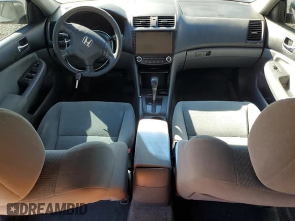 ✅ 2007 Honda Accord LX • VIN: 1HGCM56447A002798 • Lot: 86519025. Listed on Copart with 185,968 mi. Free auction sales archive from the USA and detailed vehicle history report at DreamBid. Image 8.