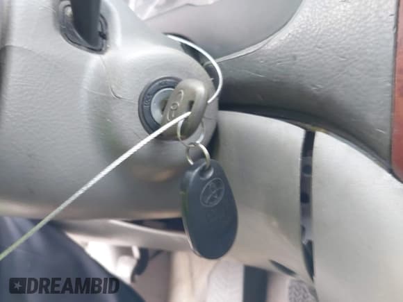 ✅ 2005 Toyota Sienna XLE • VIN: 5TDBA22C35S034074 • Lot: 42087561. Listed on IAAI with 108,608 mi. Free auction sales archive from the USA and detailed vehicle history report at DreamBid. Image 11.