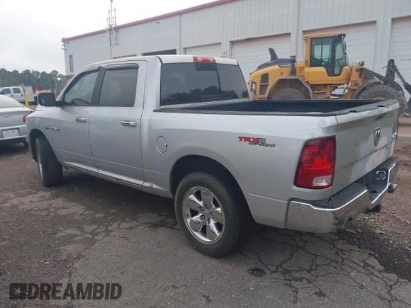 ✅ 2010 Dodge 1500 Sport • VIN: 1D7RV1CTXAS161049 • Lot: 42638463. Wystawiony na IAAI z przebiegiem 287 896 mil. Bezpłatny archiwum sprzedaży aukcyjnych z USA i szczegółowy raport historii pojazdu na DreamBid. Zdjęcie 3.
