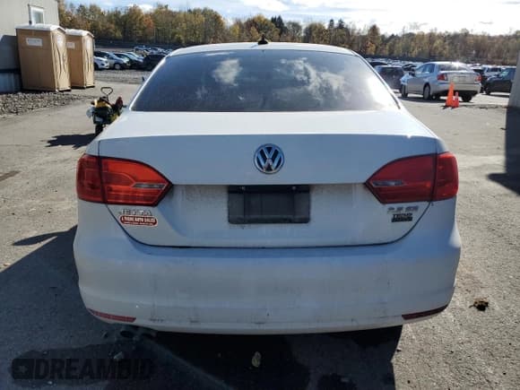 ✅ 2013 Volkswagen Jetta SE • VIN: 3VWDP7AJ6DM254387 • Lot: 89923095. Wystawiony na Copart z przebiegiem 172 291 mil. Bezpłatny archiwum sprzedaży aukcyjnych z USA i szczegółowy raport historii pojazdu na DreamBid. Zdjęcie 6.