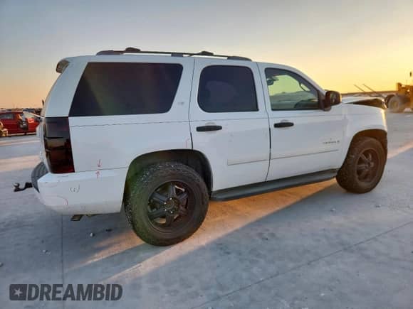 2007 Chevrolet Tahoe LS with VIN 1GNFC13C17R354832, listed as a Copart auction lot 82367185 with 234,396 mi miles and Salvage title. Bid and sale history available at DreamBid. Image 3.