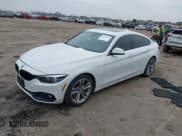 ✅ 2018 BMW 4 Series 440i • VIN: WBA4J5C56JBF07087 • Lot: 41421921. Wystawiony na IAAI z przebiegiem 61 601 mil. Bezpłatny archiwum sprzedaży aukcyjnych z USA i szczegółowy raport historii pojazdu na DreamBid. Zdjęcie 17.