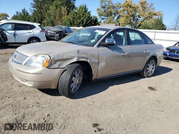 ✅ 2007 Ford Five Hundred Limited • VIN: 1FAFP25197G116422 • Лот: 77234074. Опубликован ранее на Copart с пробегом Не указан. Бесплатный доступ к архиву аукционных продаж из США и подробный отчёт об истории автомобиля на DreamBid. Изображение 1.
