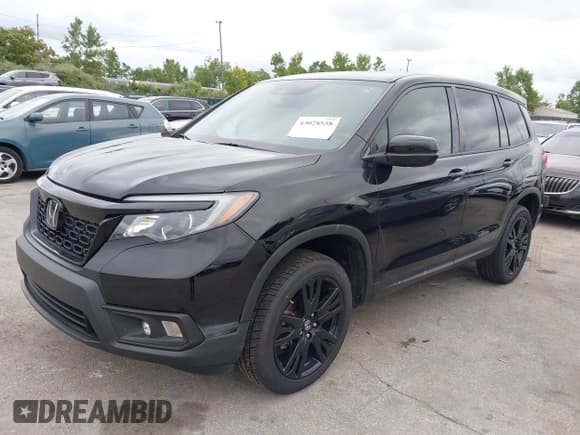 ✅ 2020 Honda Passport Sport • VIN: 5FNYF8H29LB012580 • Lot: 43028558. Listed on IAAI with 46,674 mi. Free auction sales archive from the USA and detailed vehicle history report at DreamBid. Image 2.