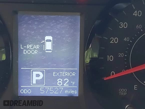 ✅ 2015 Toyota Sienna LE • VIN: 5TDKK3DC2FS532946 • Lot: 43737580. Listed on IAAI with 57,527 mi. Free auction sales archive from the USA and detailed vehicle history report at DreamBid. Image 15.