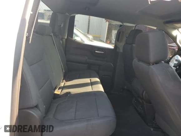 ✅ 2019 Chevrolet Silverado 1500 Custom Trail Boss • VIN: 3GCPYCEF6KG274193 • Lot: 67836535. Wystawiony na Copart z przebiegiem 157 553 mil. Bezpłatny archiwum sprzedaży aukcyjnych z USA i szczegółowy raport historii pojazdu na DreamBid. Zdjęcie 10.