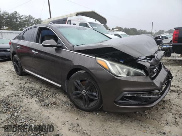 ✅ 2016 Hyundai Sonata Sport • VIN: 5NPE34AF3GH273390 • Лот: 89522175. Опубликован ранее на Copart с пробегом 164 106 миль. Бесплатный доступ к архиву аукционных продаж из США и подробный отчёт об истории автомобиля на DreamBid. Изображение 4.