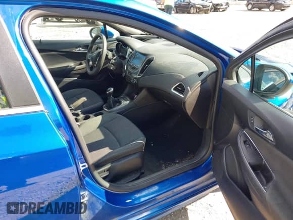 2016 Chevrolet Cruze LT с VIN 1G1BD5SM9G7274530, выставлен на аукционе IAAI как лот 43396271 с пробегом 151 301 миль миль и . История ставок и продаж доступна на DreamBid. Изображение 5.