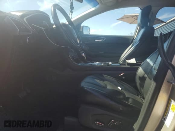 ✅ 2017 Ford Edge Titanium • VIN: 2FMPK4K97HBB52598 • Lot: 84445815. Wystawiony na Copart z przebiegiem 92 893 mil. Bezpłatny archiwum sprzedaży aukcyjnych z USA i szczegółowy raport historii pojazdu na DreamBid. Zdjęcie 7.