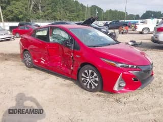 ✅ 2021 Toyota Prius LE • VIN: JTDKAMFP7M3196590 • Lot: 43011141. Wystawiony na IAAI z przebiegiem 85 745 mil. Bezpłatny archiwum sprzedaży aukcyjnych z USA i szczegółowy raport historii pojazdu na DreamBid. Zdjęcie 1.
