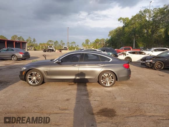 ✅ 2016 BMW 4 Series 428i • VIN: WBA4A9C57GG507387 • Лот: 41980045. Опубликован ранее на IAAI с пробегом 165 424 миль. Бесплатный доступ к архиву аукционных продаж из США и подробный отчёт об истории автомобиля на DreamBid. Изображение 14.