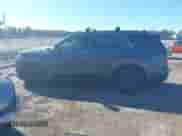 2025 Hyundai Palisade XRT z VIN KM8R34GE0SU945657, wystawiony jako IAAI lot #43298136 z przebiegiem 1 334 mil mil oraz . Historia ofert i sprzedaży dostępna na DreamBid. Obrazek 14.