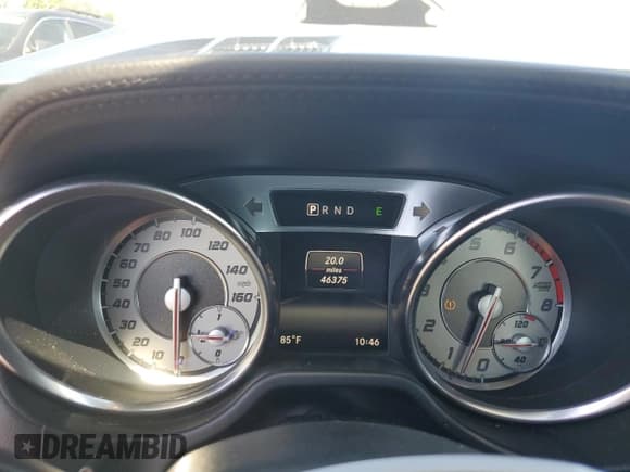 ✅ 2015 Mercedes-Benz SL 400 • VIN: WDDJK6FA0FF037191 • Лот: 57767534. Опубликован ранее на Copart с пробегом 46 375 миль. Бесплатный доступ к архиву аукционных продаж из США и подробный отчёт об истории автомобиля на DreamBid. Изображение 9.