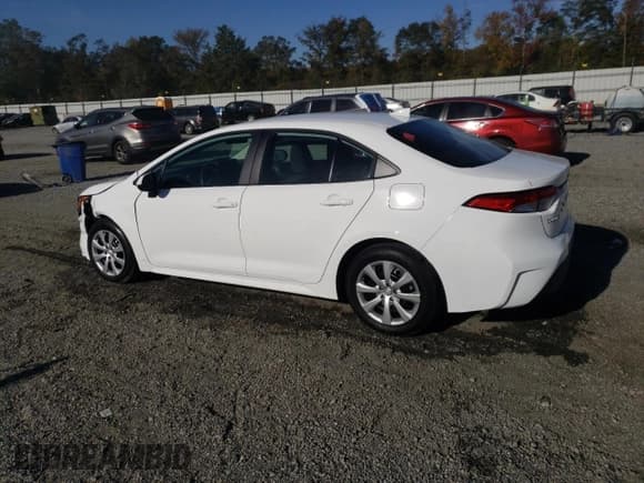 ✅ 2026 Toyota Corolla LE • VIN: 5YFB4MDE2TP371407 • Лот: 89853715. Опубликован ранее на Copart с пробегом 21 миль. Бесплатный доступ к архиву аукционных продаж из США и подробный отчёт об истории автомобиля на DreamBid. Изображение 2.