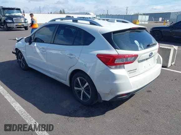 ✅ 2020 Subaru Impreza Premium • VIN: 4S3GTAV62L3704812 • Lot: 41939335. Listed on IAAI with 71,701 mi. Free auction sales archive from the USA and detailed vehicle history report at DreamBid. Image 3.