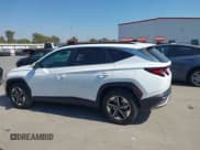 ✅ 2026 Hyundai Tucson SEL • VIN: 5NMJB3DE0TH609647 • Лот: 43456317. Опубликован ранее на IAAI с пробегом 3 679 миль. Бесплатный доступ к архиву аукционных продаж из США и подробный отчёт об истории автомобиля на DreamBid. Изображение 14.