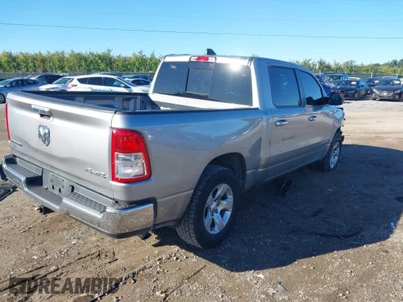 ✅ 2019 Ram 1500 Big Horn • VIN: 1C6RRFFG7KN755891 • Lot: 43414820. Wystawiony na IAAI z przebiegiem 82 646 mil. Bezpłatny archiwum sprzedaży aukcyjnych z USA i szczegółowy raport historii pojazdu na DreamBid. Zdjęcie 4.