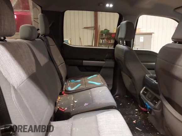 ✅ 2023 Ford F-150 Lightning Pro • VIN: 1FTVW1EL9PWG03257 • Лот: 41686806. Опубликован ранее на IAAI с пробегом 38 152 миль. Бесплатный доступ к архиву аукционных продаж из США и подробный отчёт об истории автомобиля на DreamBid. Изображение 8.