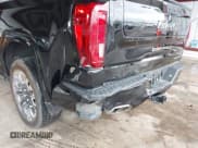 ✅ 2023 GMC Sierra 1500 Denali Ultimate • VIN: 1GTUUHEL2PZ182300 • Лот: 41498730. Опубликован ранее на IAAI с пробегом 24 389 миль. Бесплатный доступ к архиву аукционных продаж из США и подробный отчёт об истории автомобиля на DreamBid. Изображение 6.