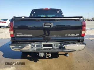 ✅ 2004 Chevrolet Silverado 1500 LS • VIN: 2GCEC13T941411464 • Лот: 77786754. Опубликован ранее на Copart с пробегом 263 474 миль. Бесплатный доступ к архиву аукционных продаж из США и подробный отчёт об истории автомобиля на DreamBid. Изображение 6.