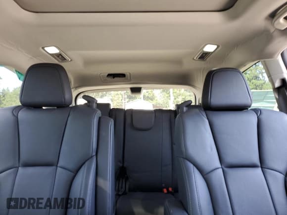 ✅ 2022 Subaru Ascent Touring • VIN: 4S4WMARD7N3468982 • Лот: 59561895. Опубликован ранее на Copart с пробегом 26 342 миль. Бесплатный доступ к архиву аукционных продаж из США и подробный отчёт об истории автомобиля на DreamBid. Изображение 10.