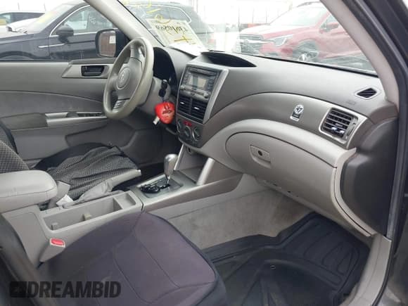 ✅ 2009 Subaru Forester X • VIN: JF2SH61689H745036 • Lot: 43610569. Listed on IAAI with 216,576 mi. Free auction sales archive from the USA and detailed vehicle history report at DreamBid. Image 5.