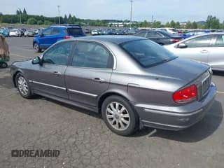 ✅ 2004 Hyundai Sonata GLS • VIN: KMHWF35H84A010991 • Lot: 42459128. Listed on IAAI with 223,133 mi. Free auction sales archive from the USA and detailed vehicle history report at DreamBid. Image 3.