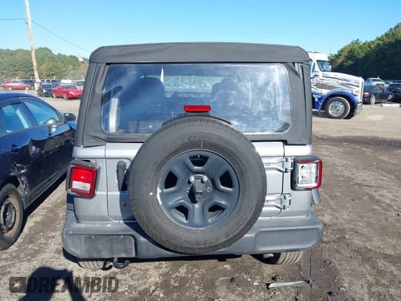 ✅ 2021 Jeep Wrangler Unlimited 80th Anniversary • VIN: 1C4HJXDN6MW543158 • Lot: 43412860. Listed on IAAI with 39,666 mi. Free auction sales archive from the USA and detailed vehicle history report at DreamBid. Image 17.