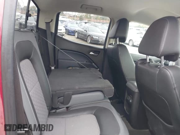 ✅ 2017 Chevrolet Colorado 4WD Z71 • VIN: 1GCGTDEN2H1268619 • Lot: 43586157. Listed on IAAI with 127,180 mi. Free auction sales archive from the USA and detailed vehicle history report at DreamBid. Image 8.