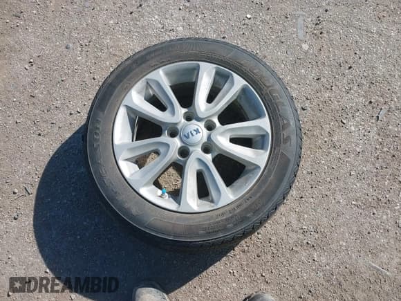 ✅ 2013 Kia Soul • VIN: KNDJT2A57D7613408 • Lot: 43466877. Listed on IAAI with 134,591 mi. Free auction sales archive from the USA and detailed vehicle history report at DreamBid. Image 12.