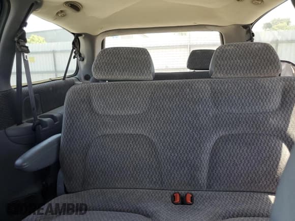 ✅ 2000 Plymouth Voyager Grand SE • VIN: 2P4GP44G1YR544464 • Лот: 56394105. Опубликован ранее на Copart с пробегом 249 797 миль. Бесплатный доступ к архиву аукционных продаж из США и подробный отчёт об истории автомобиля на DreamBid. Изображение 10.