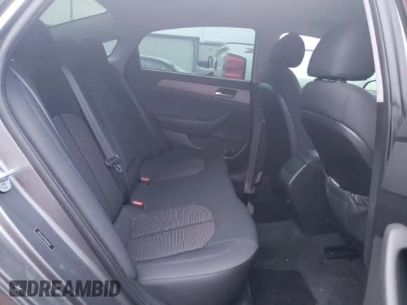 ✅ 2019 Hyundai Sonata SE • VIN: 5NPE24AF9KH803504 • Lot: 68781742. Listed on Copart with 57,229 mi. Free auction sales archive from the USA and detailed vehicle history report at DreamBid. Image 10.
