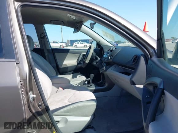 ✅ 2012 Toyota RAV4 • VIN: 2T3BF4DV2CW264888 • Лот: 41998048. Опубликован ранее на IAAI с пробегом 162 972 миль. Бесплатный доступ к архиву аукционных продаж из США и подробный отчёт об истории автомобиля на DreamBid. Изображение 5.