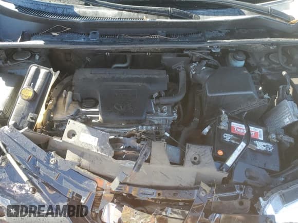 ✅ 2018 Toyota RAV4 XLE • VIN: JTMWFREV3JD128325 • Lot: 92723055. Listed on Copart with 124,335 mi. Free auction sales archive from the USA and detailed vehicle history report at DreamBid. Image 12.