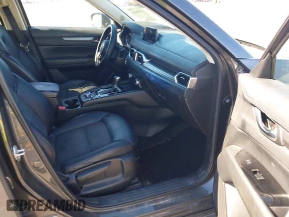 ✅ 2017 Mazda CX-5 Touring • VIN: JM3KFACL4H0136878 • Lot: 43606656. Wystawiony na IAAI z przebiegiem 137 446 mil. Bezpłatny archiwum sprzedaży aukcyjnych z USA i szczegółowy raport historii pojazdu na DreamBid. Zdjęcie 5.