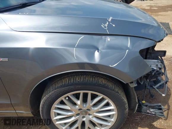 ✅ 2017 Audi Q5 Premium Plus • VIN: WA1M2AFP8HA045256 • Lot: 42123225. Wystawiony na IAAI z przebiegiem 99 828 mil. Bezpłatny archiwum sprzedaży aukcyjnych z USA i szczegółowy raport historii pojazdu na DreamBid. Zdjęcie 18.