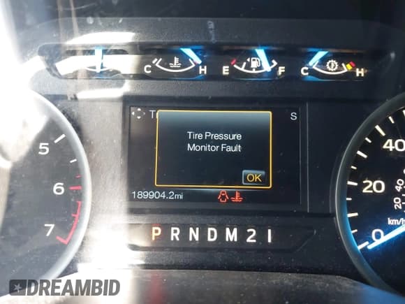 ✅ 2015 Ford F-150 XLT • VIN: 1FTEW1CPXFKD15792 • Lot: 43391888. Listed on IAAI with 189,904 mi. Free auction sales archive from the USA and detailed vehicle history report at DreamBid. Image 7.