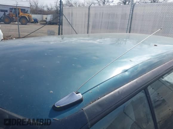 ✅ 1994 Subaru Legacy L • VIN: 4S3BJ6336R7953329 • Lot: 41723444. Wystawiony na IAAI z przebiegiem 275 358 mil. Bezpłatny archiwum sprzedaży aukcyjnych z USA i szczegółowy raport historii pojazdu na DreamBid. Zdjęcie 12.