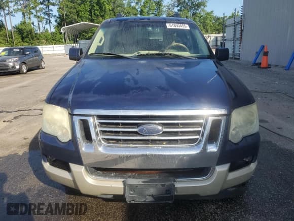✅ 2006 Ford Explorer Eddie Bauer • VIN: 1FMEU64E46UB64741 • Lot: 61893455. Wystawiony na Copart z przebiegiem 144 437 mil. Bezpłatny archiwum sprzedaży aukcyjnych z USA i szczegółowy raport historii pojazdu na DreamBid. Zdjęcie 5.
