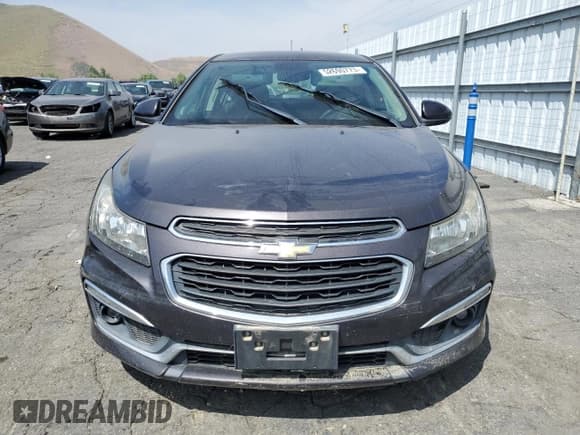 ✅ 2016 Chevrolet Cruze LT • VIN: 1G1PE5SB5G7207067 • Lot: 52690773. Listed on Copart with 69,066 mi. Free auction sales archive from the USA and detailed vehicle history report at DreamBid. Image 5.