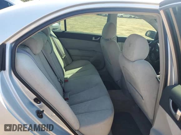 2007 Hyundai Sonata SE z VIN 5NPEU46FX7H277166, wystawiony jako Copart lot #72367874 z przebiegiem 86 064 mil mil oraz Szkoda całkowita • Salvage title. Historia ofert i sprzedaży dostępna na DreamBid. Obrazek 10.