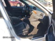 ✅ 2016 BMW 3 Series 328i xDrive • VIN: WBA8E3C52GK501576 • Лот: 41645961. Опубликован ранее на IAAI с пробегом 104 480 миль. Бесплатный доступ к архиву аукционных продаж из США и подробный отчёт об истории автомобиля на DreamBid. Изображение 5.